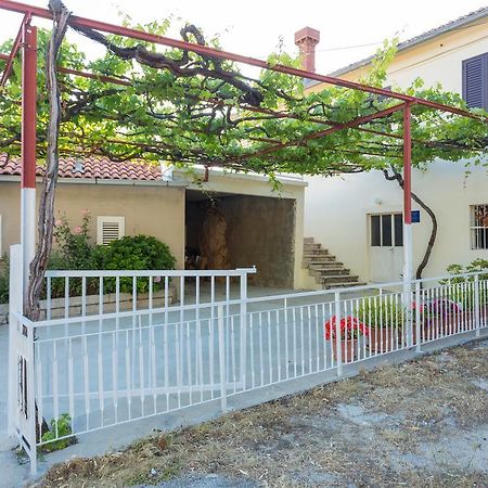 Holiday Home Urlovic Gruda エクステリア 写真